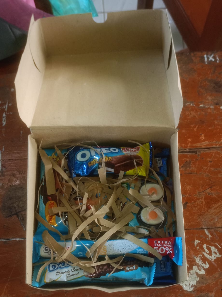 Hampers 7